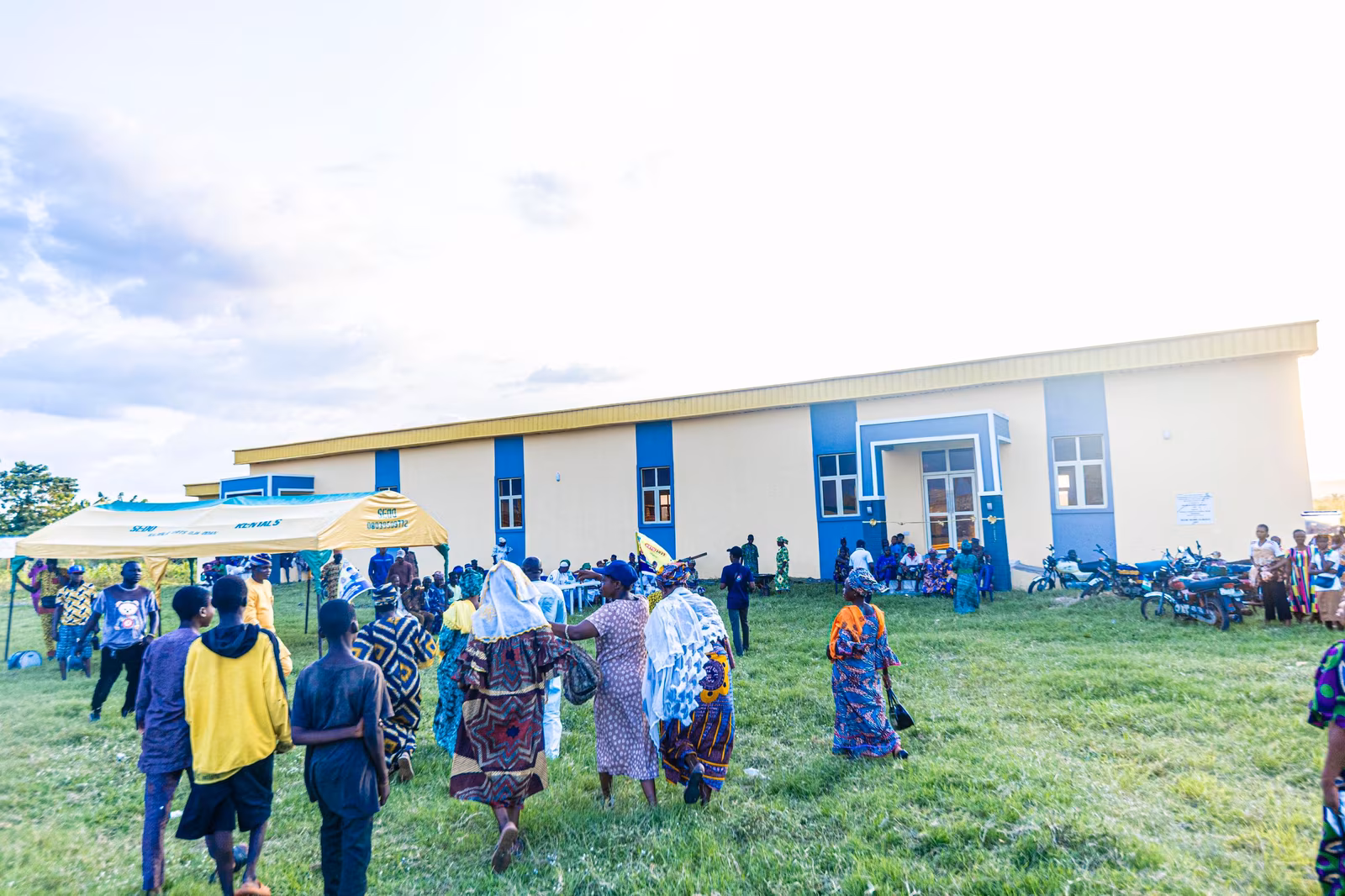 Oja odan ultramodern town hall yewa north