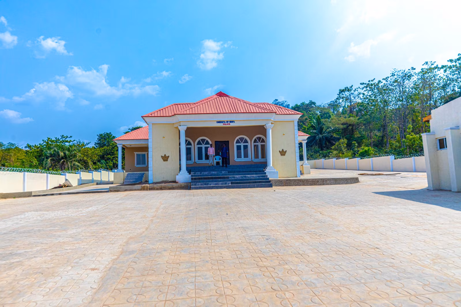Onidofa of idofa palace, Imeko AFON