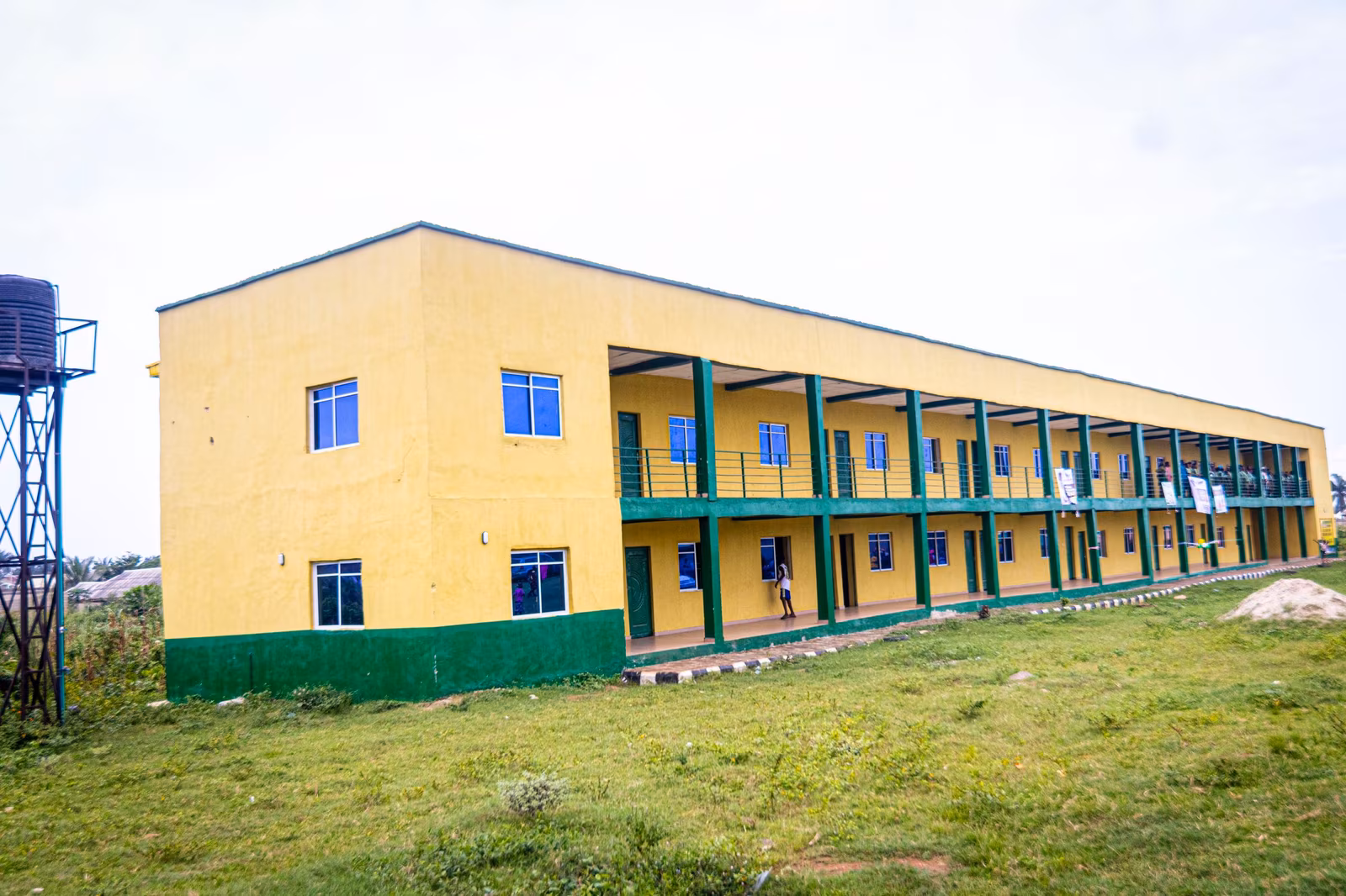  block of classrooms at Gbenepo Com