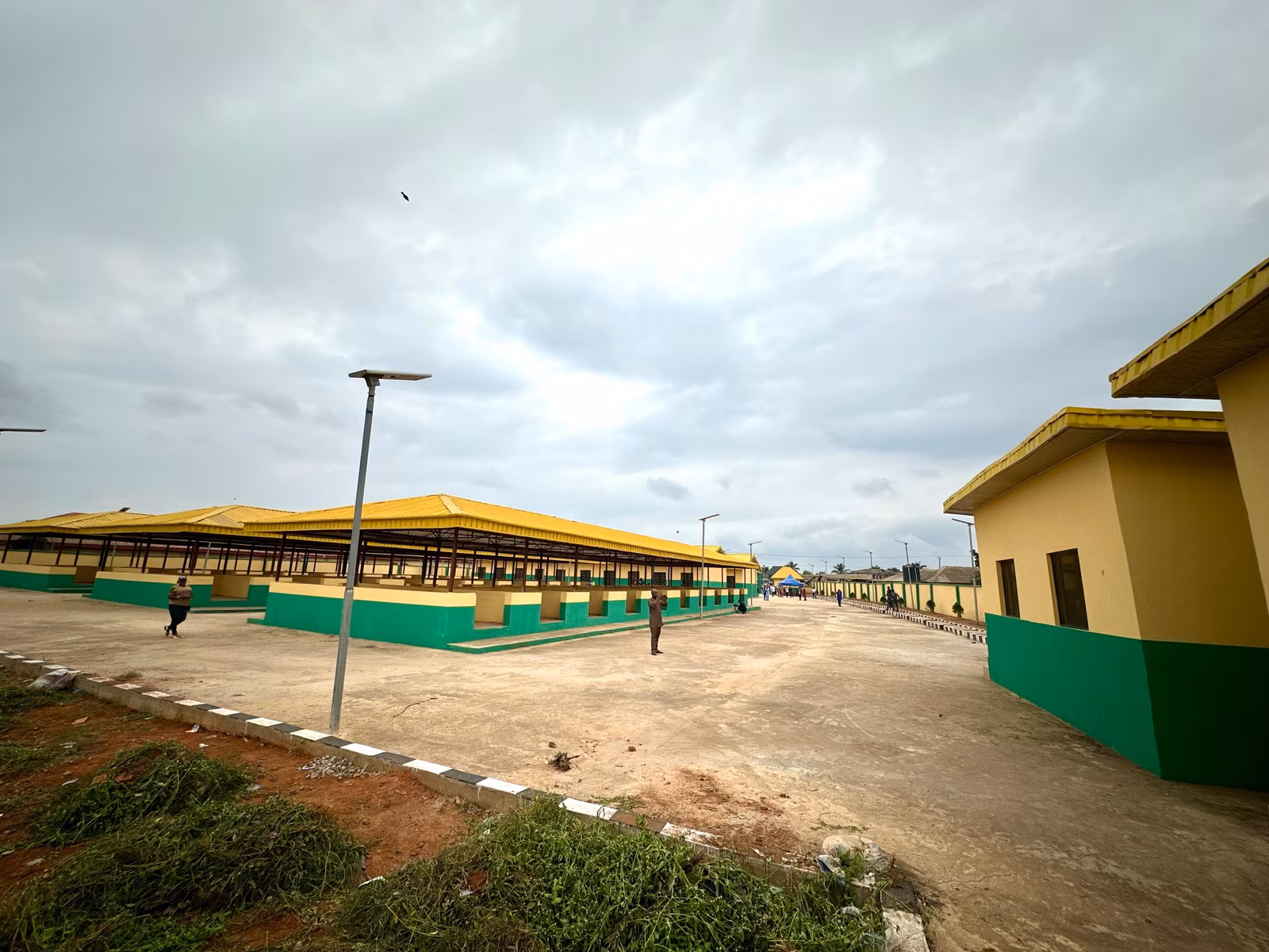 ultramodern market atan ota